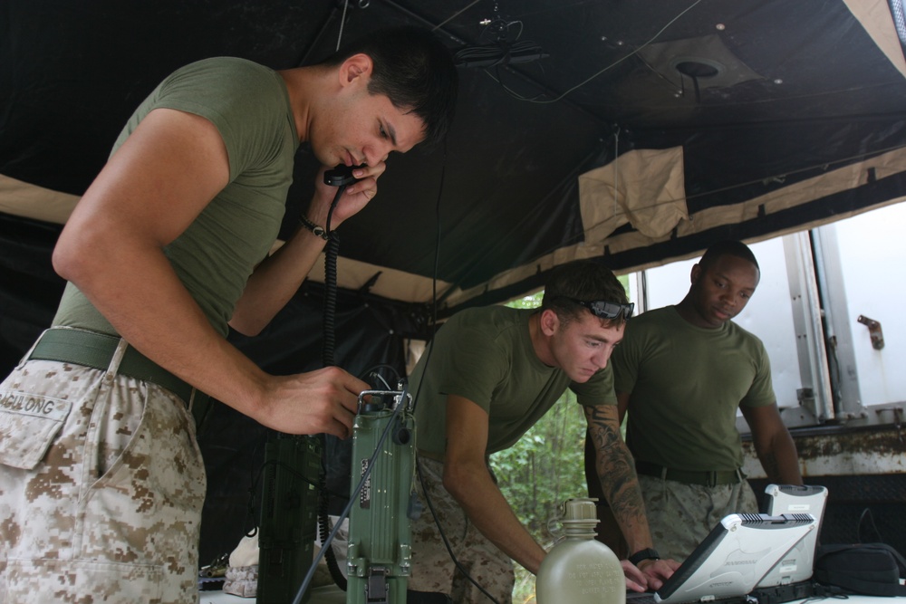 MARSOC Marines Complete Marine Network Operators Course
