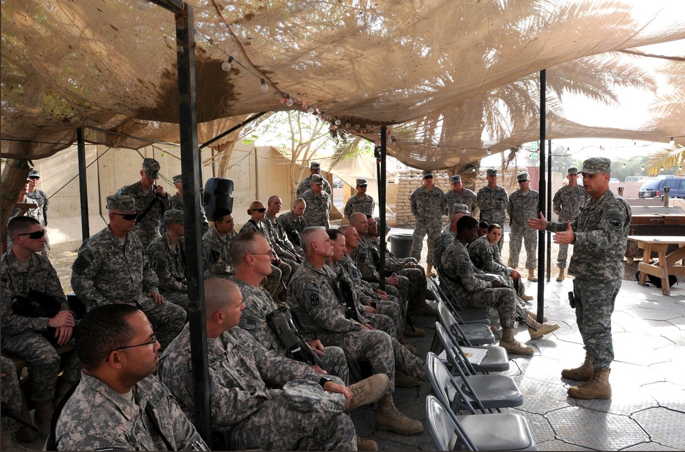 Miller Visits With Army Reserve Soldiers in Iraq