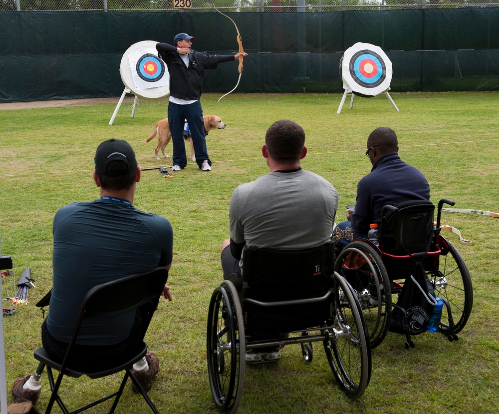 Veterans learn archery