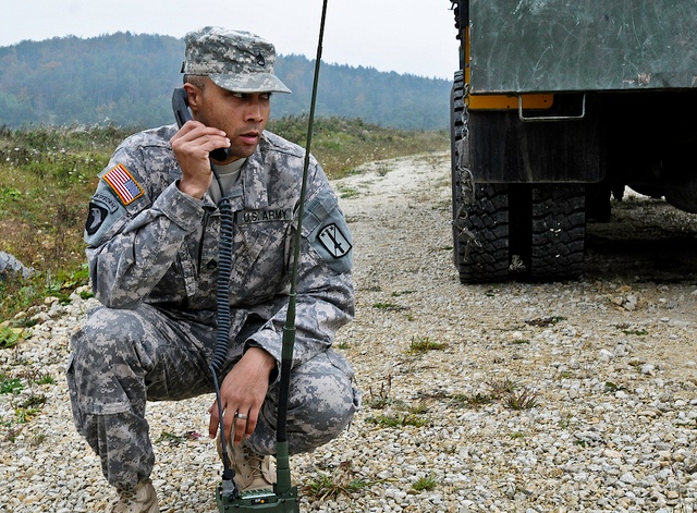 Soldiers train with UAV's