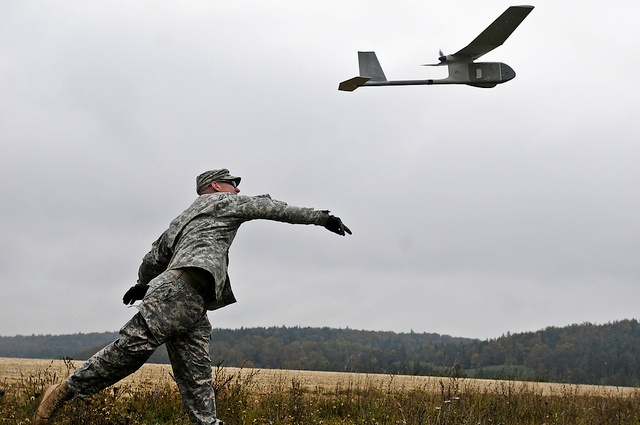 Soldiers Train With UAV's