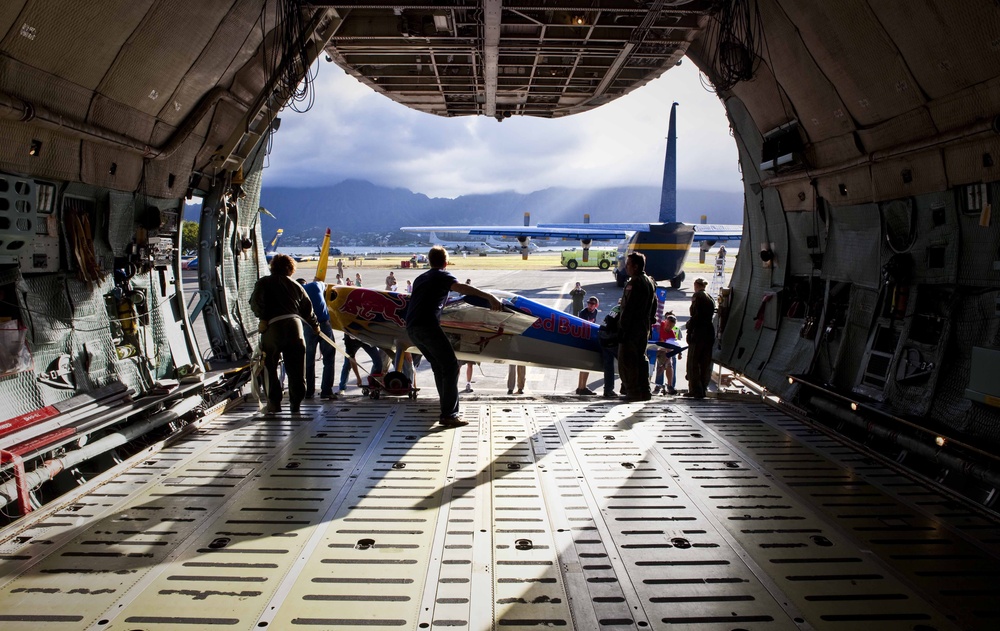 C-5 Delivers Aircraft for Kaneohe Bay Air Show