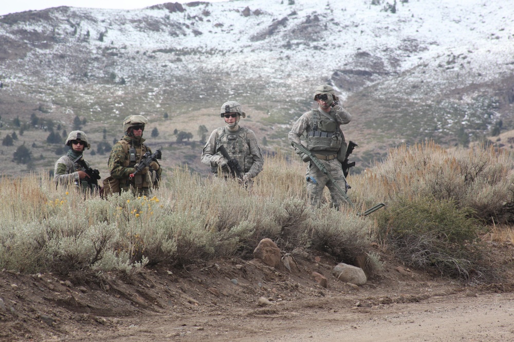 Marines, Sailors, Airmen Train As Combined Fighting Force