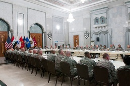 USF-I senior NCOs gather to share information, coordinate efforts