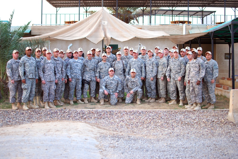 Army aviators hold conference in Iraq