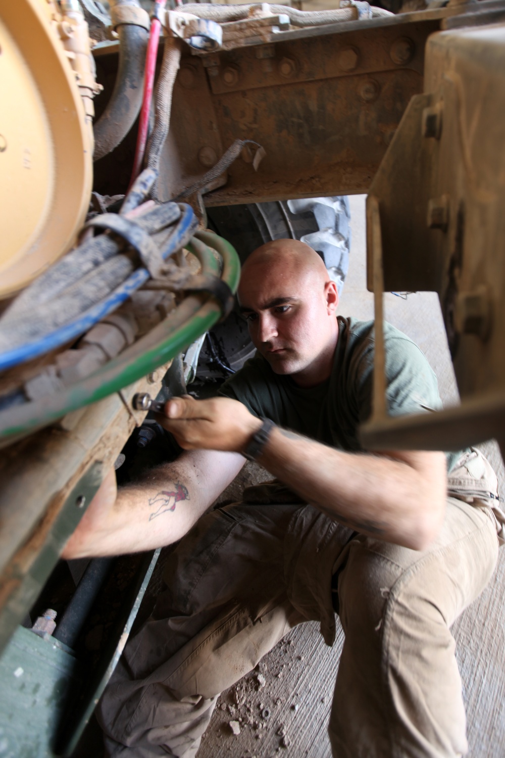 Maintenance Marines Keep Vehicles in the Fight.