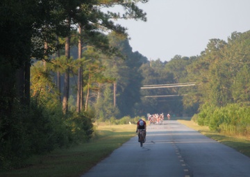 Wounded warriors enjoy independence ride