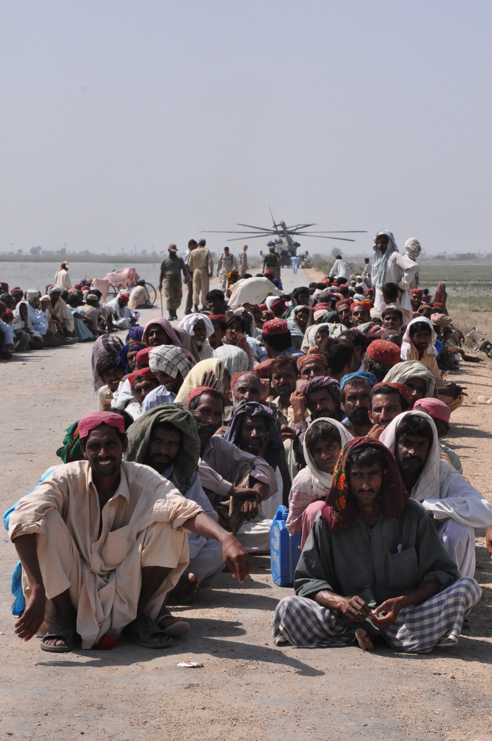 U.S. Marines Provide Food to Flood Victims in the Sindh Province