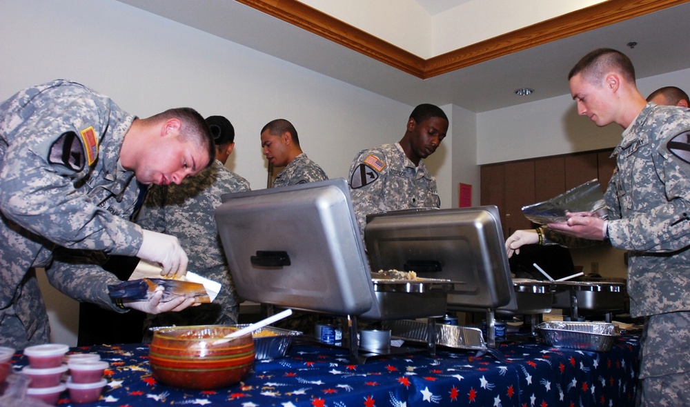 Black Jack Soldiers support Texas veterans home