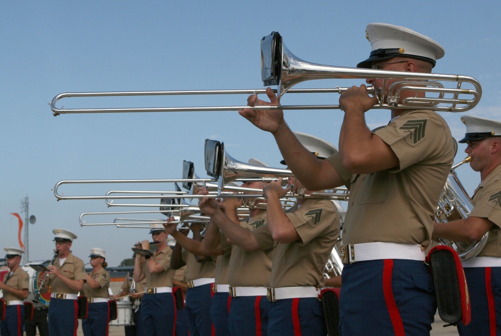 Flying, Rocking, Rolling: 3rd MAW Band Takes Air Show by Storm