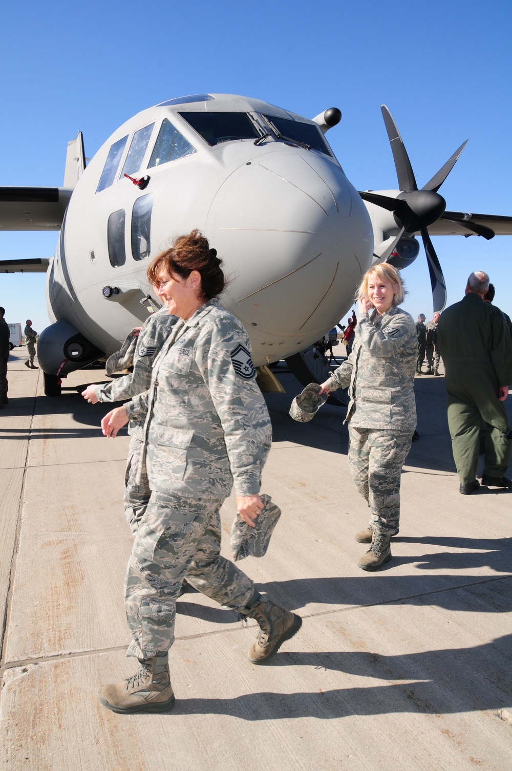 C-27J Lands at North Dakota Air National Guard for Familiarization