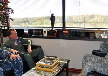JTF-CS Commander visits Fort Wood