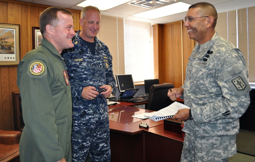 JTF-CS Commander visits Fort Wood