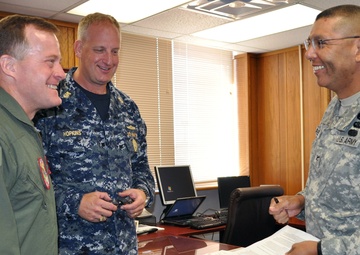 JTF-CS Commander visits Fort Wood