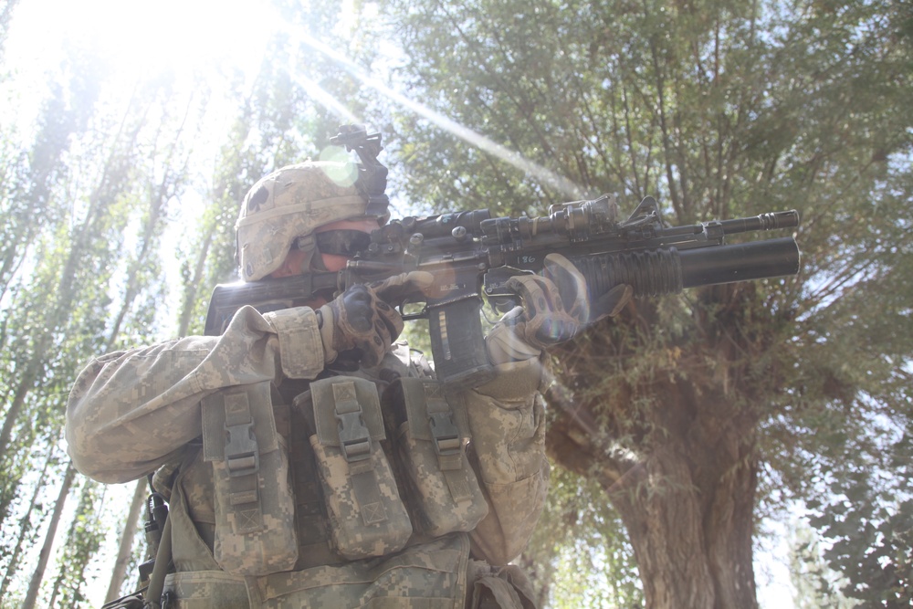 Patrol through Yahya Khel