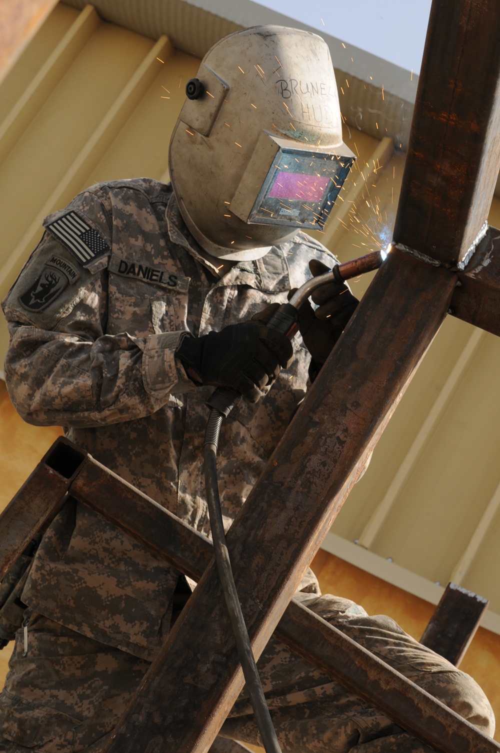 Army Reserve engineers end Iraq tour supporting troops in Afghanistan