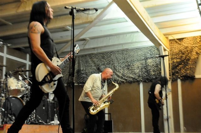 Queensrÿche Serves Up Regal Rock to Service Members After Completing