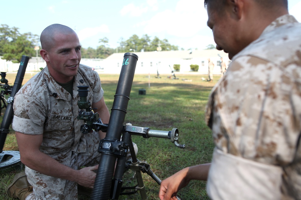 Combat Instructor Continues to Amaze Powerlifting, Marine Corps Cummunity