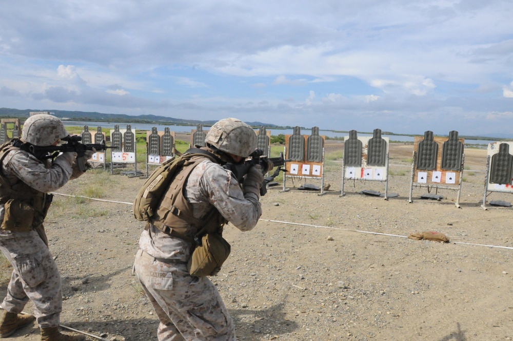 DVIDS - Images - Marine Corps Security Forces Company [Image 5 of 5]