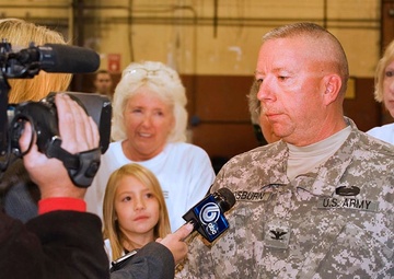 Agricultural Development Team Return Home to Cheers and Hugs