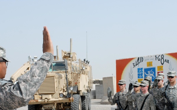 3rd Brigade, 4th Infantry Division Soldiers re-enlist en masse
