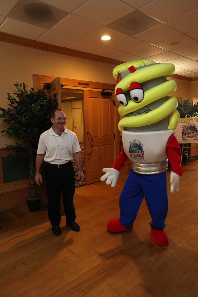 Annual fair illuminates energy conservation efforts