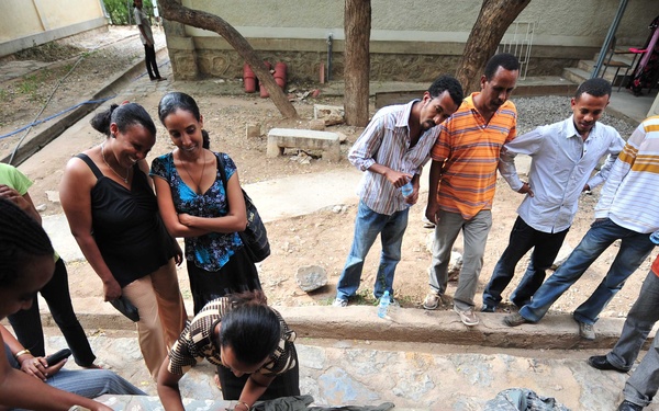 Ethiopian Nurses Practice EMT Skills with CJTF-HOA