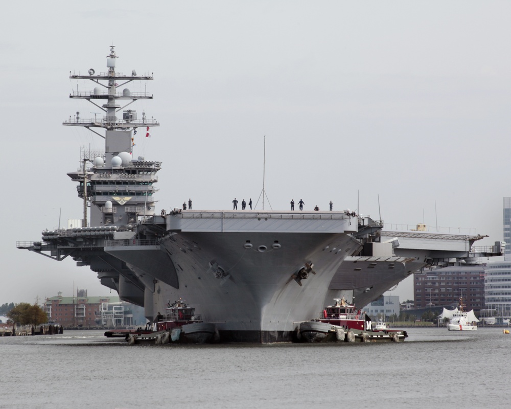 Tugboats Guide USS Dwight D. Eisenhower