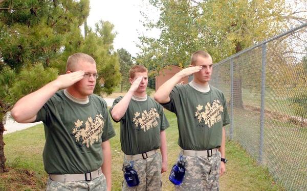 North Dakota's Newest soldiers Give Back During Guard the Environment
