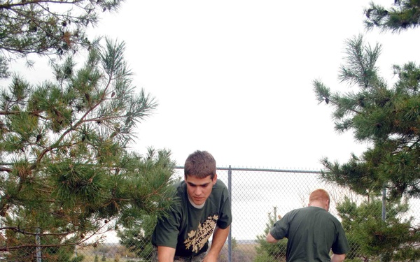 North Dakota's Newest soldiers Give Back During Guard the Environment
