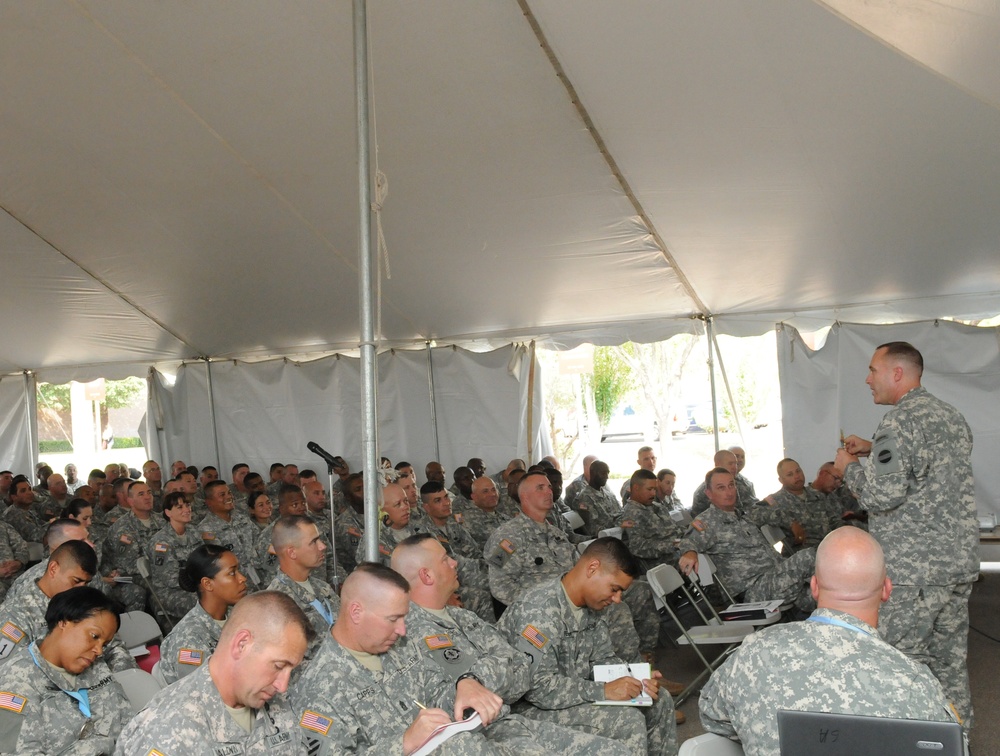 FORSCOM CSM Motivates Fort Bliss NCOs