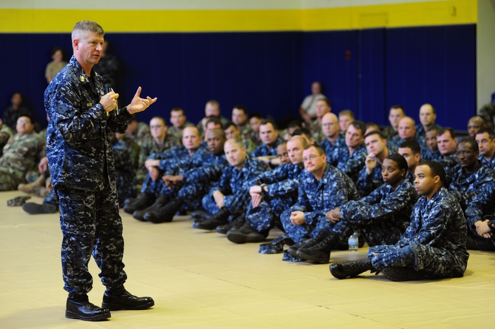 DVIDS - Images - All-hands Call At Naval Support Activity Souda Bay ...