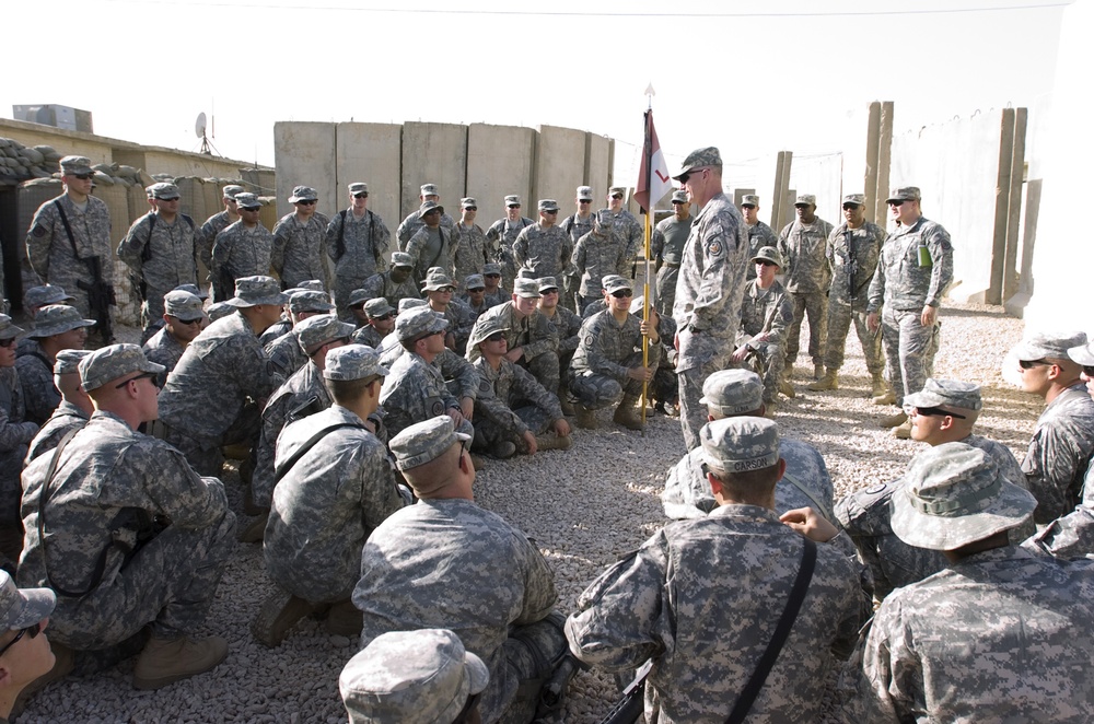 Lt. Gen. Cone visits III Corps Soldiers on FOB Echo