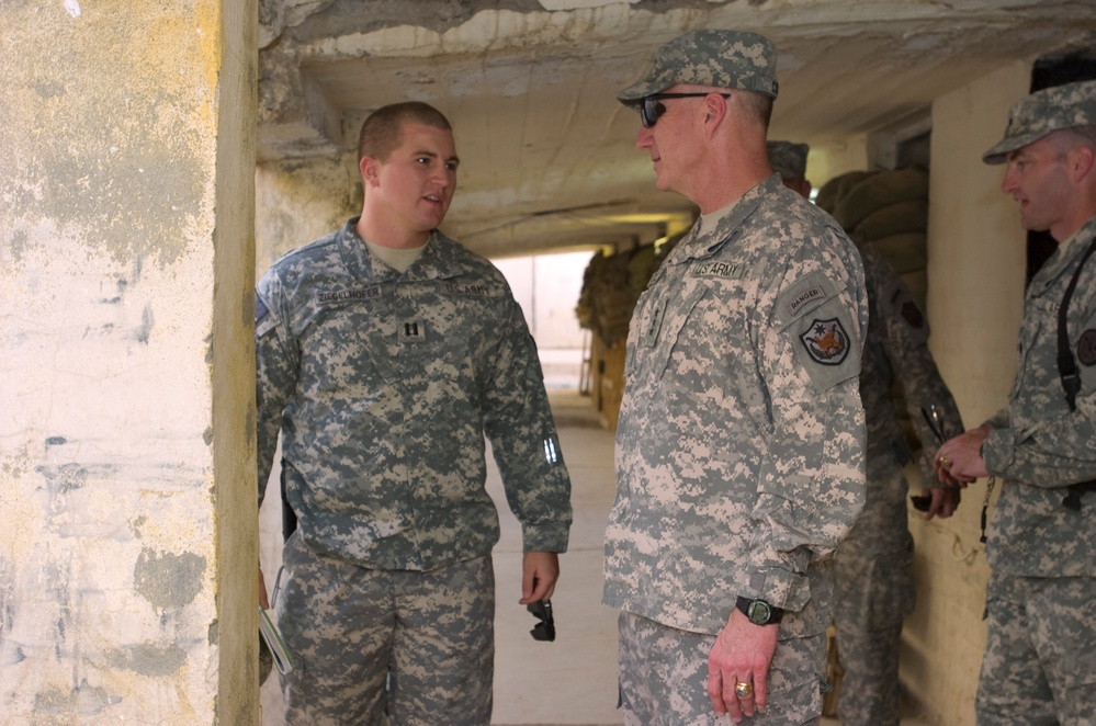 Lt. Gen. Cone visits III Corps Soldiers on FOB Echo