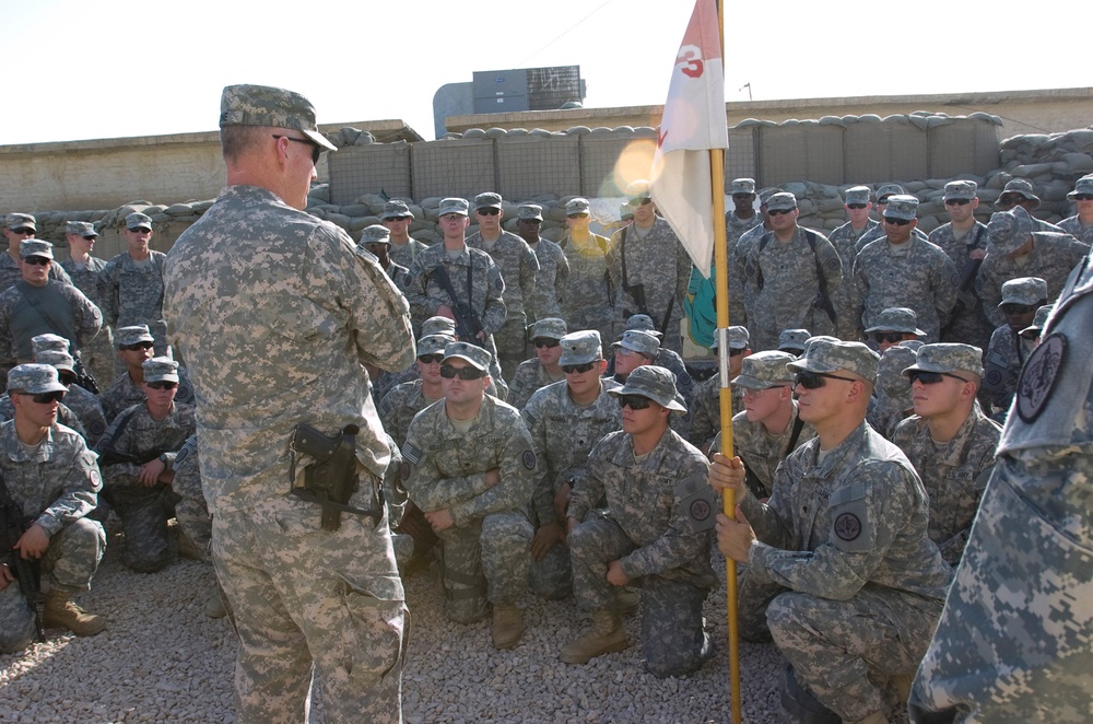 Lt. Gen. Cone visits III Corps Soldiers on FOB Echo