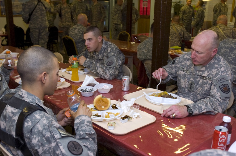 Lt. Gen. Cone visits III Corps Soldiers on FOB Echo