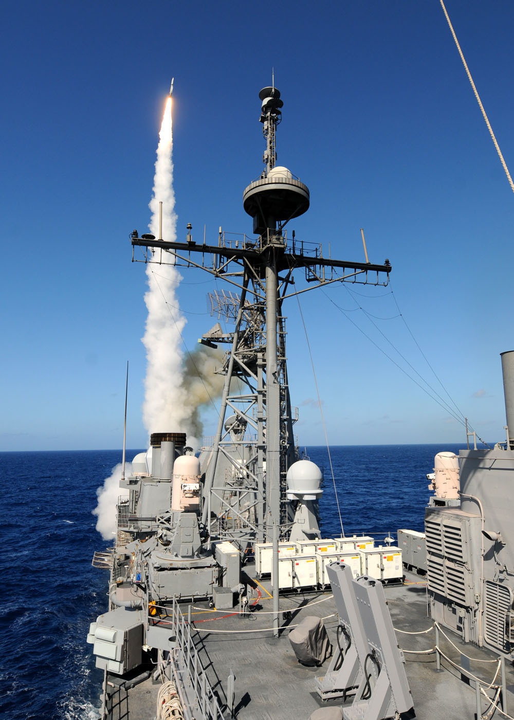 USS Gettysburg fires weapons