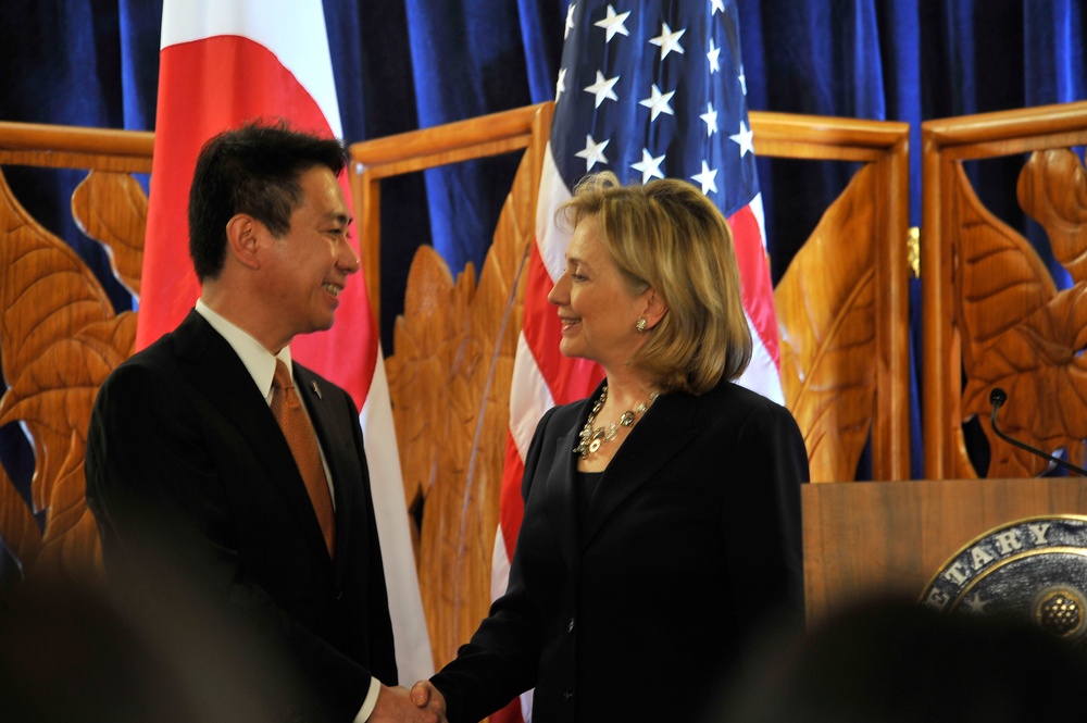 US Secretary of State Hillary Rodham Clinton Meets Japanese Foreign Minister Seiji Maehara in Hawaii