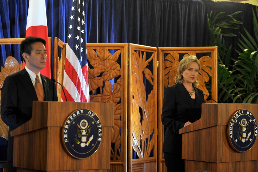 US Secretary of State Hillary Rodham Clinton Meets Japanese Foreign Minister Seiji Maehara in Hawaii