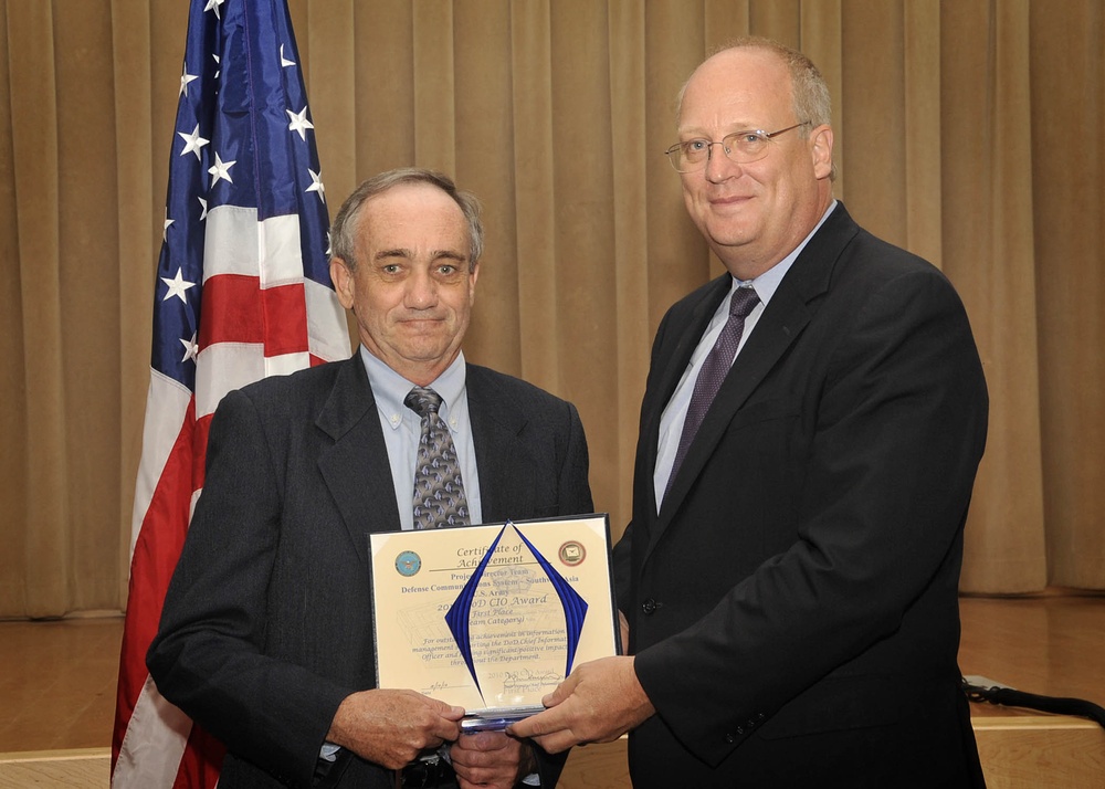 DOD Names Best in Information Management, Technology
