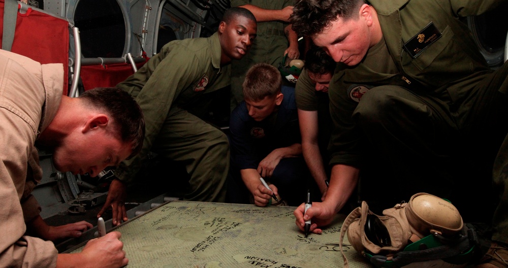 43 year verteran heads to hangar one last time