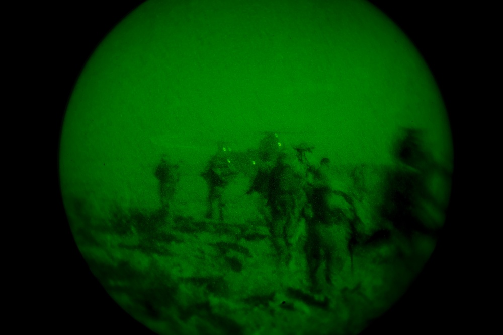 Afghan Commandos, US Special Forces Find Firefights, IEDs in Panjwa'i