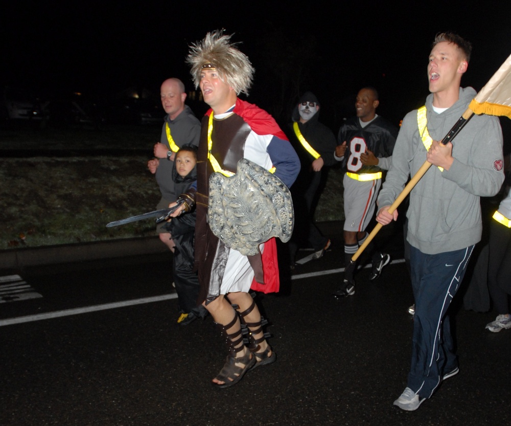 Gladiator's costume run raises spirits for Halloween