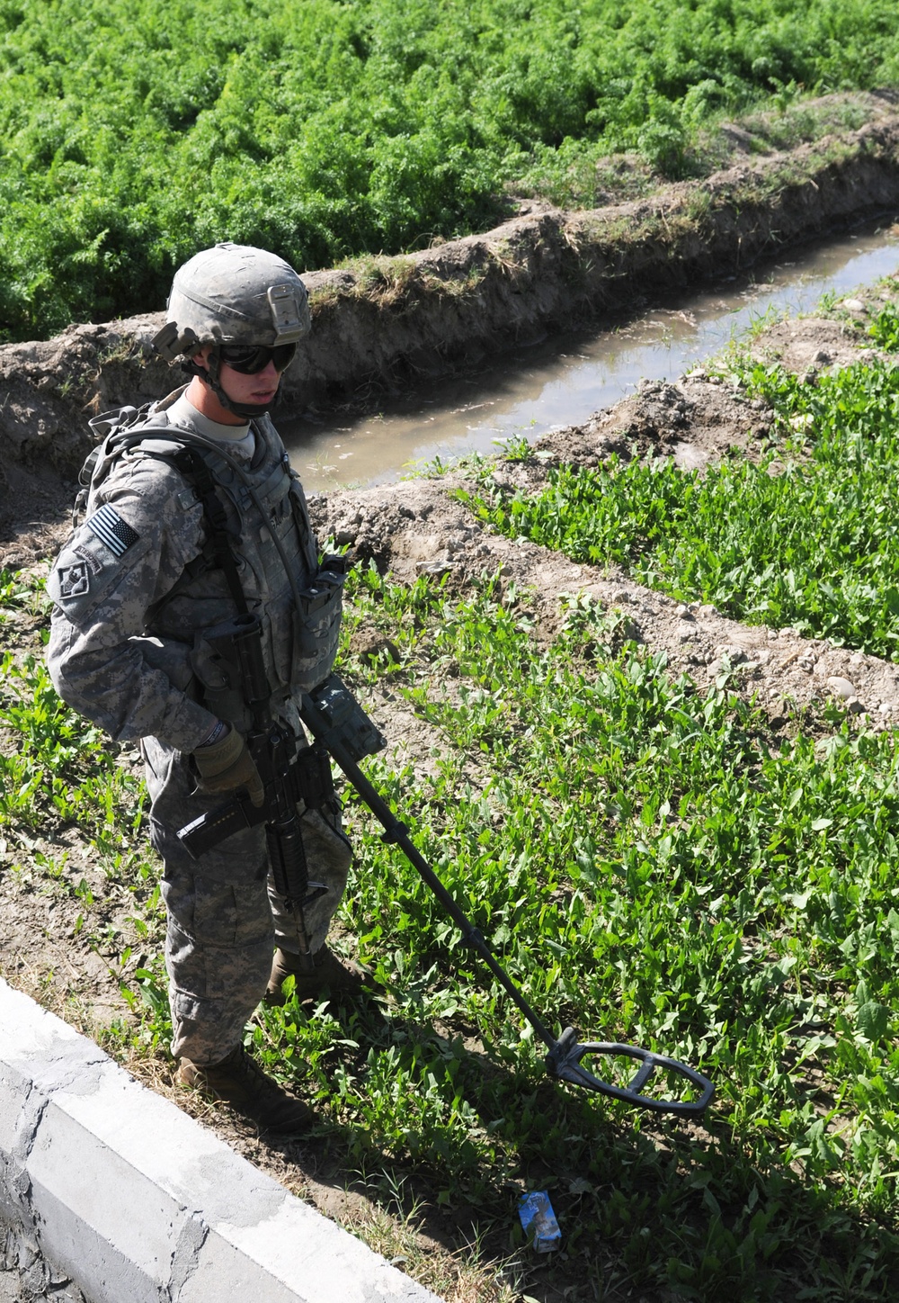 Soldiers on hunt for hidden enemy