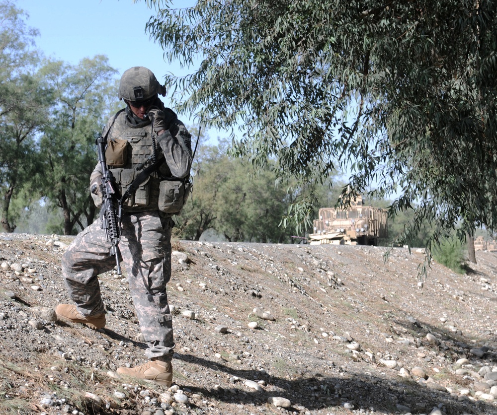 Soldiers on hunt for hidden enemy