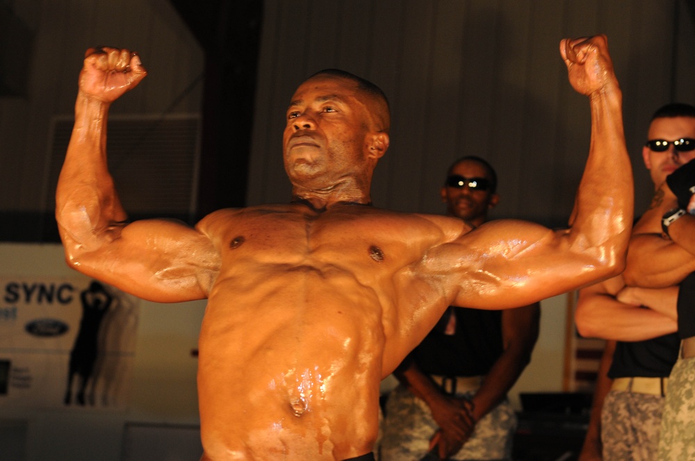1st Armd. Div. Soldiers compete in MWR hardbody competition