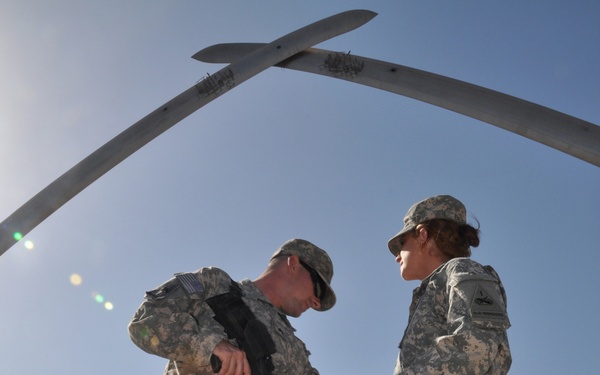 Married in the military: Couple shares experience of being married Soldiers deployed together