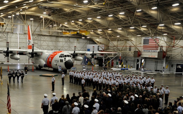 Air Station Sacramento Holds Remembrance Ceremony for Fallen Coast Guard, Marine Corps Aircrews