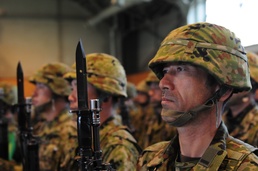 US and Japanese military work to build a stronger team