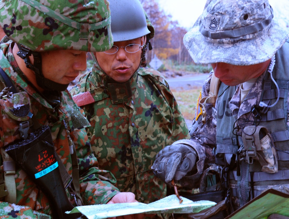 Missouri National Guard Exchanges Tactics With Japanese Soldiers